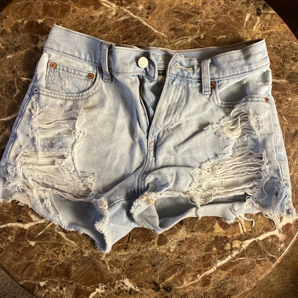 American Eagle Strigid 90’s boyfriend short size 00